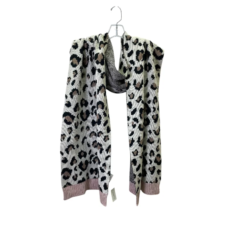 Scarf Long By Francesca’S In Animal Print