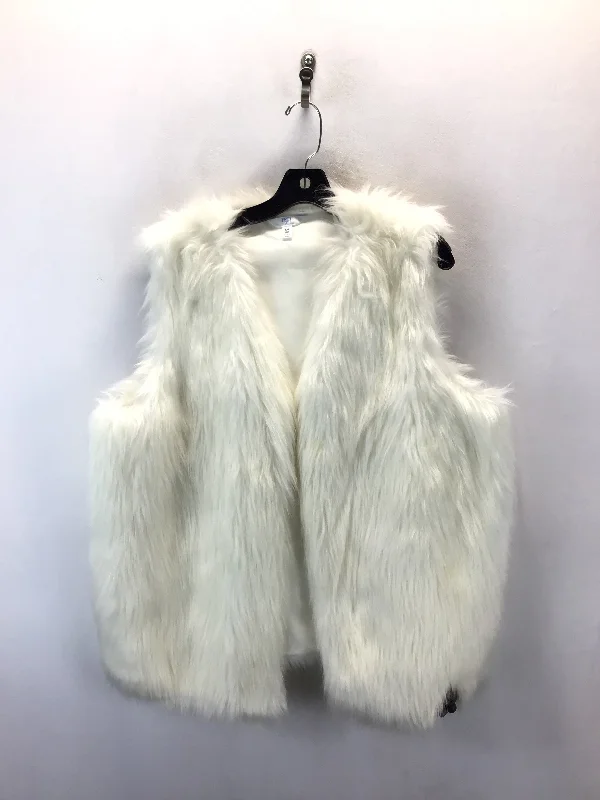 Vest Faux Fur & Sherpa By Time And Tru In Cream, Size: 2x